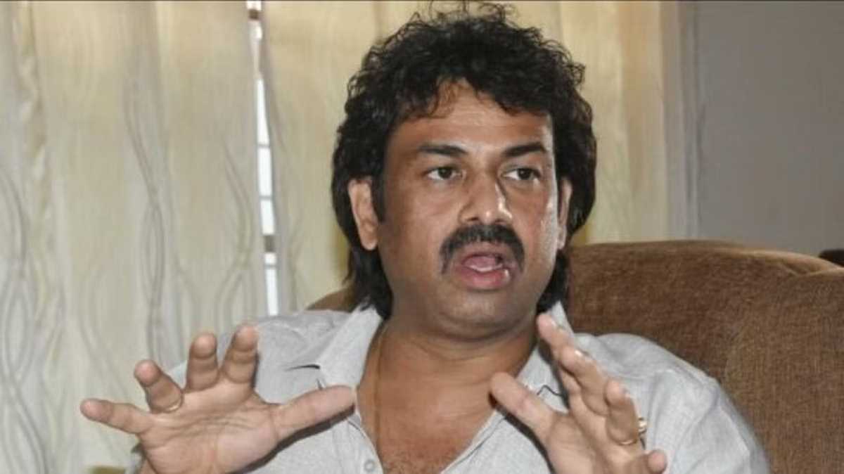 कर्नाटक में पाठ्यपुस्तक विवाद बढ़ा, शिक्षा मंत्री बोले : संशोधन की प्रक्रिया शुरू है कर्नाटक में पाठ्यपुस्तक विवाद बढ़ा, शिक्षा मंत्री बोले : संशोधन की प्रक्रिया शुरू है